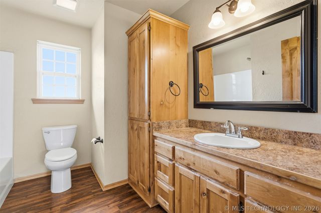 281 Olive Branch Drive, Springer, OK 73458
