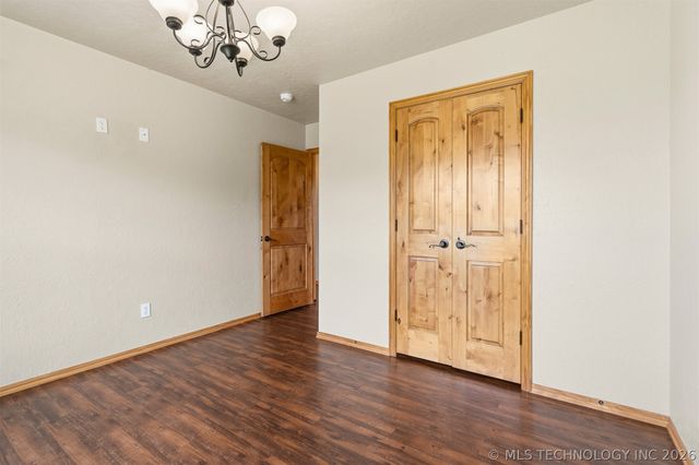281 Olive Branch Drive, Springer, OK 73458