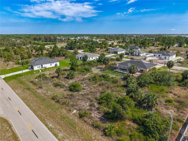 750 NIMITZ BLVD, Lehigh Acres, FL 33974