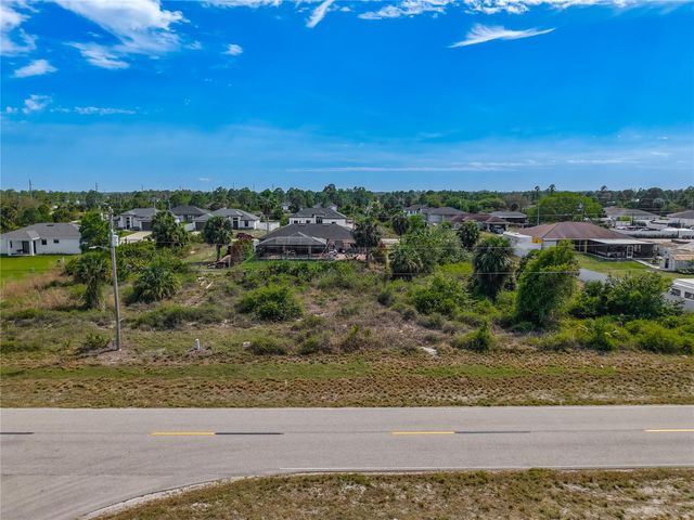 750 NIMITZ BLVD, Lehigh Acres, FL 33974