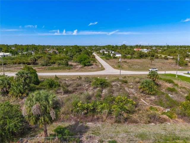 750 NIMITZ BLVD, Lehigh Acres, FL 33974