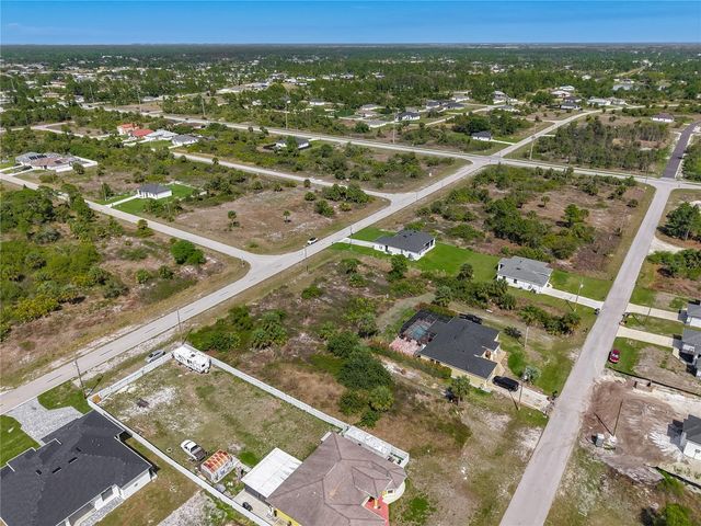 750 NIMITZ BLVD, Lehigh Acres, FL 33974