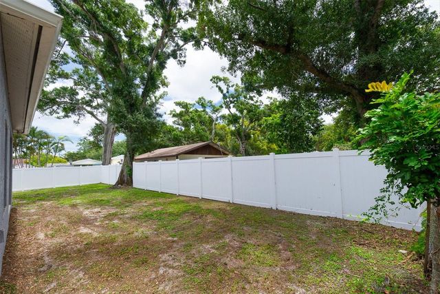 5876 78TH AVENUE N, Pinellas Park, FL 33781