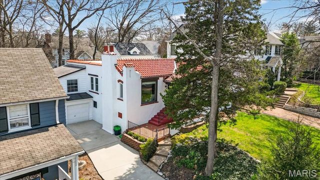 234 Parkland Avenue, St Louis, MO 63122