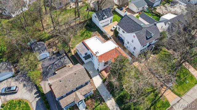 234 Parkland Avenue, St Louis, MO 63122