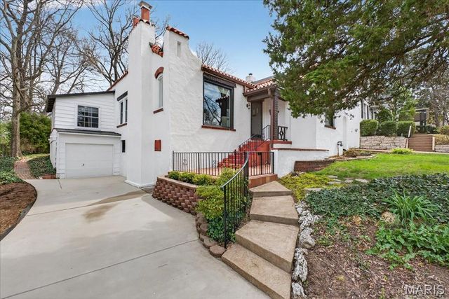 234 Parkland Avenue, St Louis, MO 63122