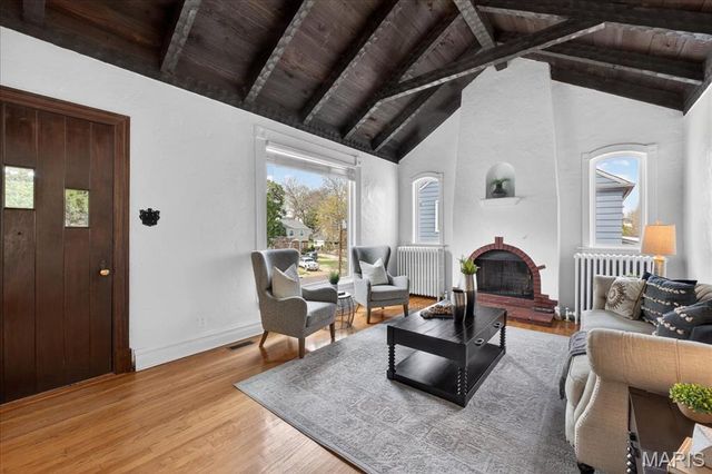 234 Parkland Avenue, St Louis, MO 63122