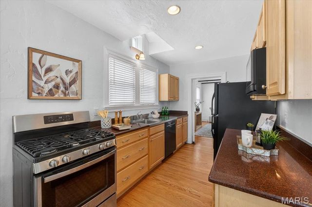 234 Parkland Avenue, St Louis, MO 63122