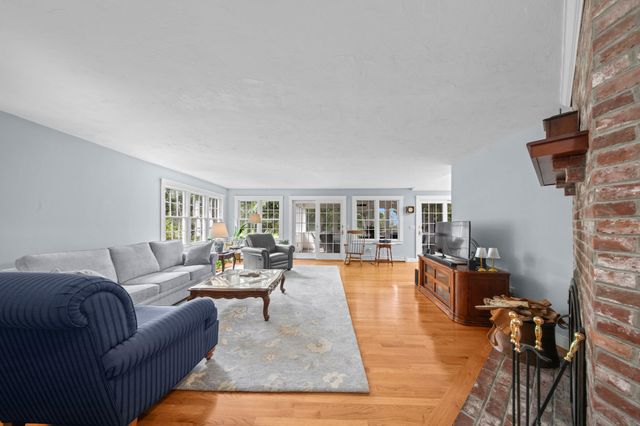 25 Oliver Drive, East Dennis, MA 02641