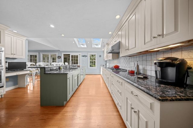 25 Oliver Drive, East Dennis, MA 02641