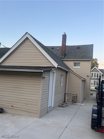 2168 W 81st Street, Cleveland, OH 44102