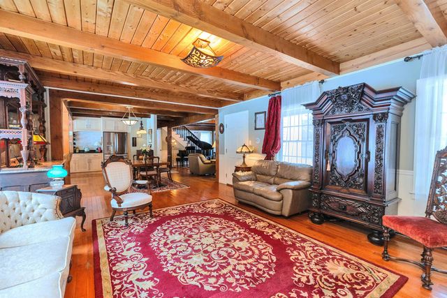 1481 Bennington Road, Francestown, NH 03043