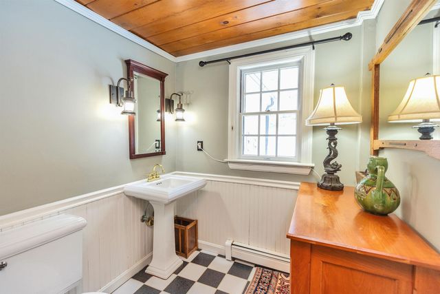 1481 Bennington Road, Francestown, NH 03043