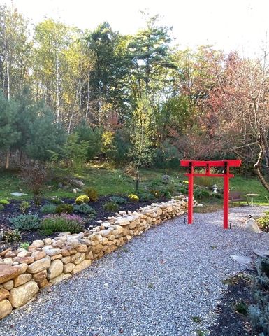 1481 Bennington Road, Francestown, NH 03043