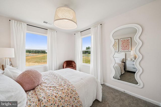 252 CAMDEN DR, Waynesboro, VA 22980