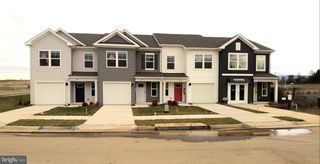 252 CAMDEN DR, Waynesboro, VA 22980