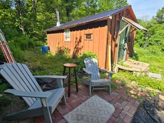 98 Hoskins Road, Bloomfield, CT 06002