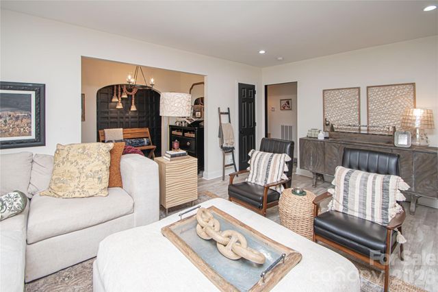 1302 E Franklin Street, Monroe, NC 28112