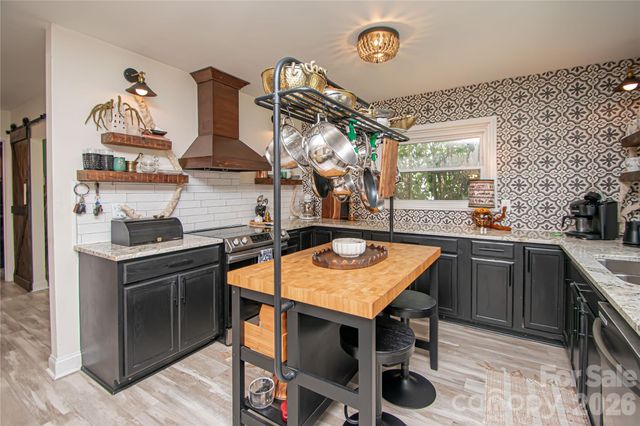 1302 E Franklin Street, Monroe, NC 28112