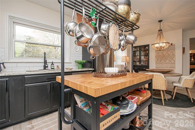 1302 E Franklin Street, Monroe, NC 28112