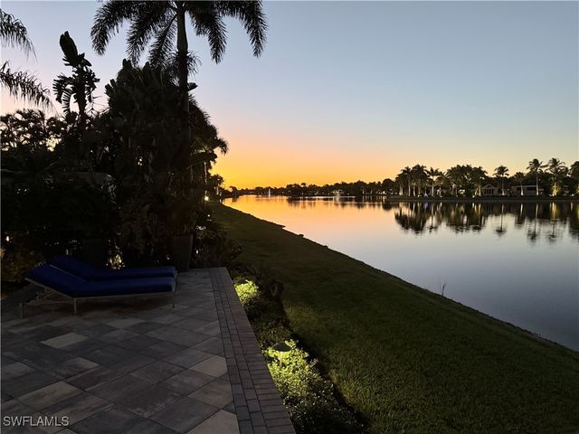 4437 Southern Breeze DR, Naples, FL 34114