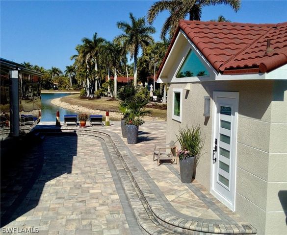 4437 Southern Breeze DR, Naples, FL 34114