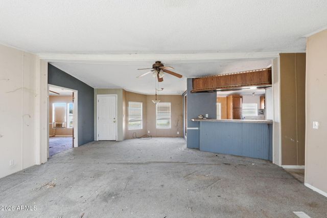 10963 N HILLSIDE Drive, Casa Grande, AZ 85122