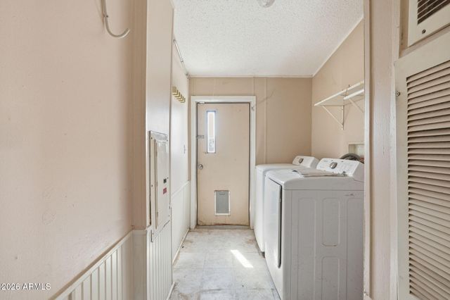 10963 N HILLSIDE Drive, Casa Grande, AZ 85122