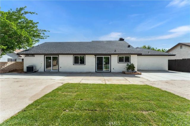 37863 17th Street East, Palmdale, CA 93550