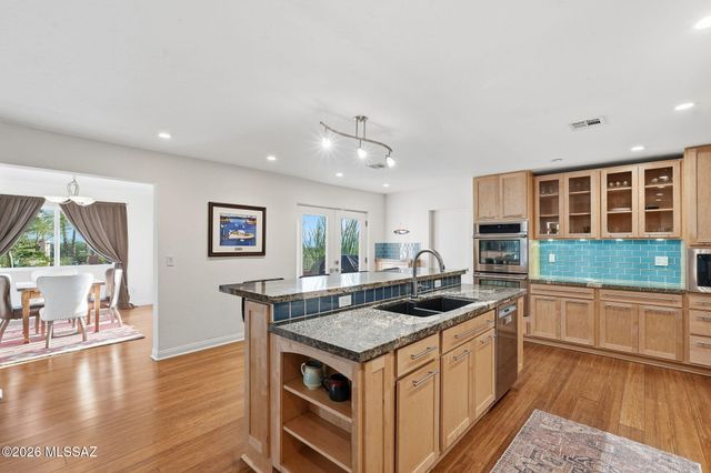 5772 N Camino Del Conde, Tucson, AZ 85718