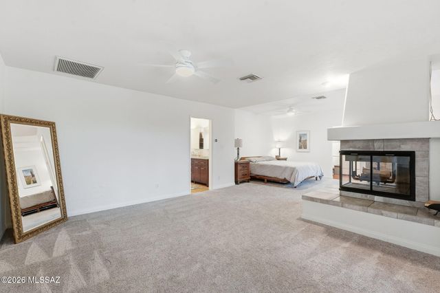 5772 N Camino Del Conde, Tucson, AZ 85718