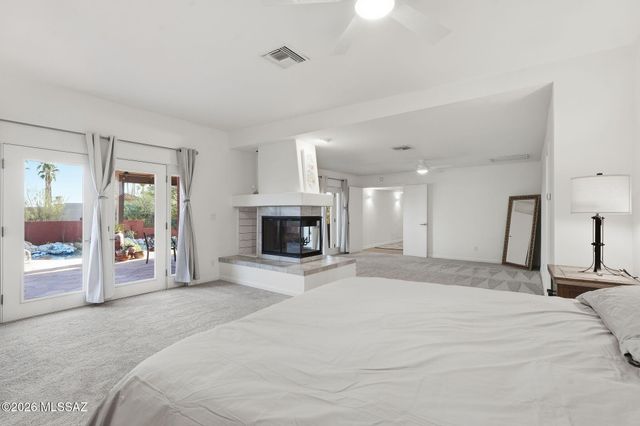 5772 N Camino Del Conde, Tucson, AZ 85718