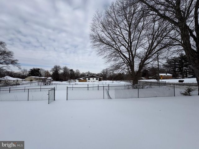 7844 CLARK STATION RD, Severn, MD 21144