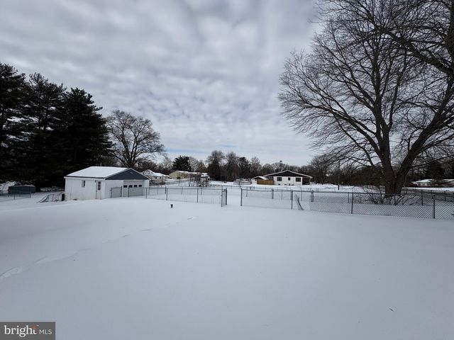 7844 CLARK STATION RD, Severn, MD 21144