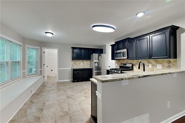 2798 Beddington Way, Suwanee, GA 30024