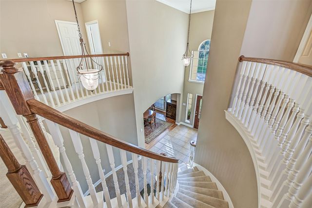1607 Cascade Falls Drive, Friendswood, TX 77546