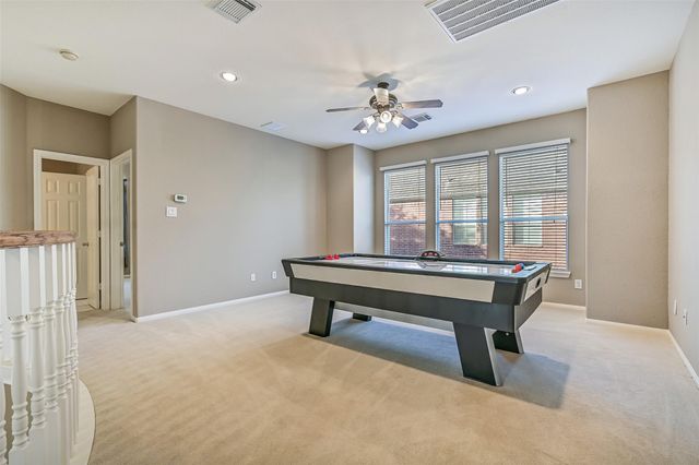 1607 Cascade Falls Drive, Friendswood, TX 77546