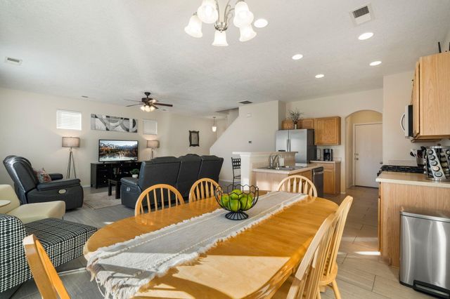 2332 ACADEMIC Place SE, Albuquerque, NM 87106