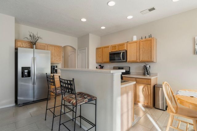 2332 ACADEMIC Place SE, Albuquerque, NM 87106