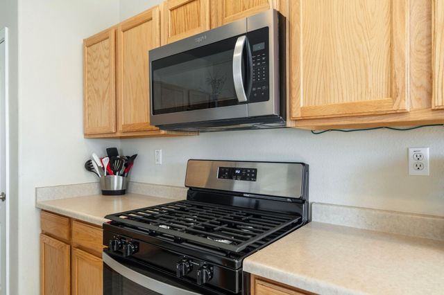 2332 ACADEMIC Place SE, Albuquerque, NM 87106