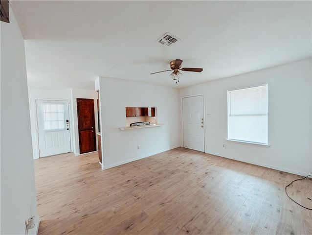 1839 Elizabeth St, Ingleside, TX 78362