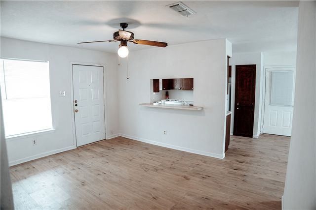 1839 Elizabeth St, Ingleside, TX 78362