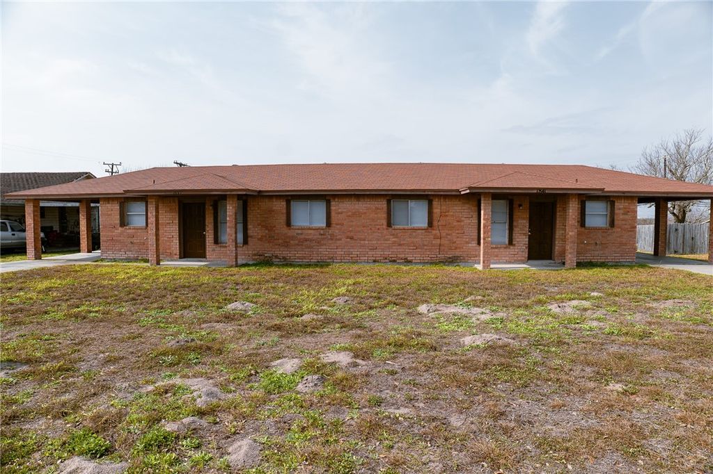 1839 Elizabeth St, Ingleside, TX 78362