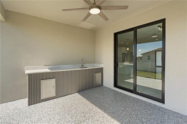 4109 17th ST SW, Lehigh Acres, FL 33976