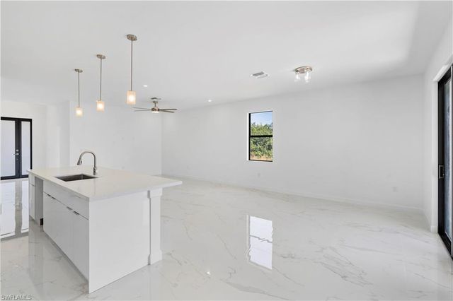 4109 17th ST SW, Lehigh Acres, FL 33976