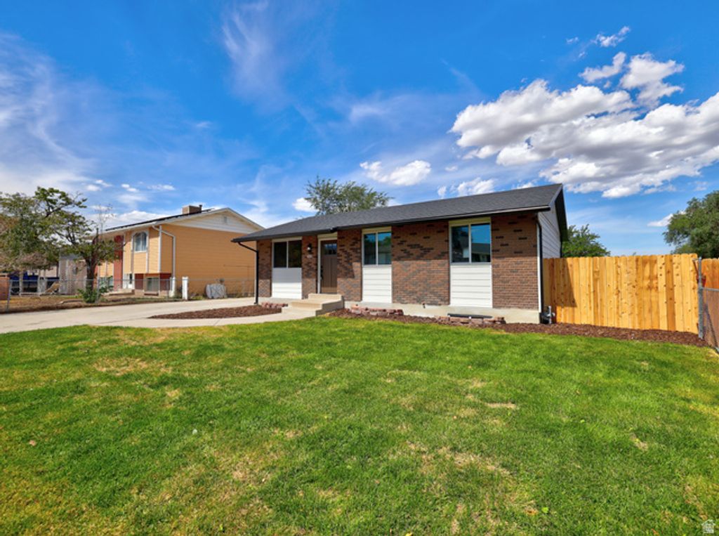 7222 W GARDENIA AVE, Magna, UT 84044 — photo 2