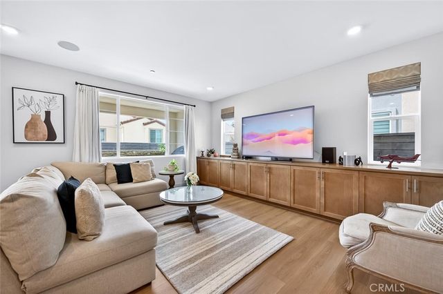 1306 Roots Way, Rancho Mission Viejo, CA 92694