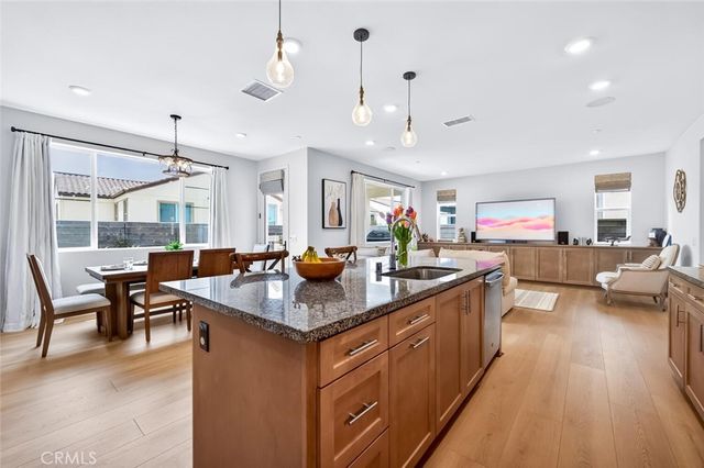 1306 Roots Way, Rancho Mission Viejo, CA 92694