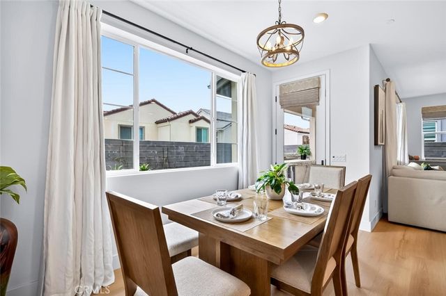 1306 Roots Way, Rancho Mission Viejo, CA 92694