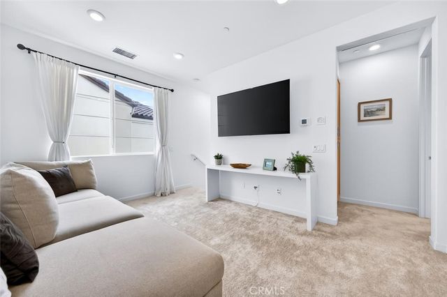 1306 Roots Way, Rancho Mission Viejo, CA 92694